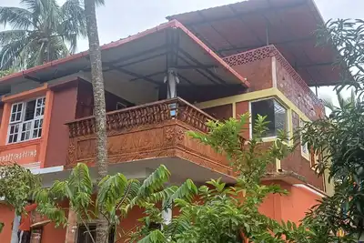 Image de • Just 50 steps Papanasini riverbank. To the right, Padukare Beach,