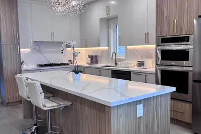 Image de Designer 5br Luxury Residence w/ Private Elevator