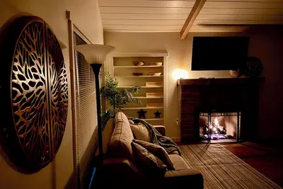 Image de Solara Vortex beautiful retreat Fireplace WiFi Smart Tv