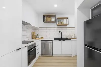 Image de 3 Bedroom Beach Home for 7 with Parking