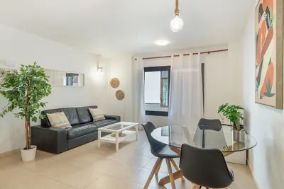 Image de Incroyable appartement en plein centre d'Arrecife avec parking privé