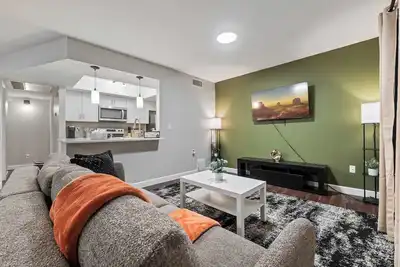 Image de Great for Mid/Long Stays - Pool - King Bed