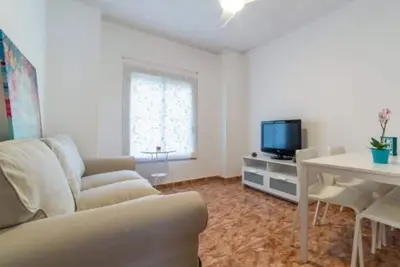 Image de Appartement cosy et moderne proche plage de Malvarrosa