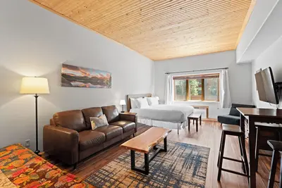 Image de Keystone Studio Near Ski Lifts w/ Shared Pool & Hot Tub