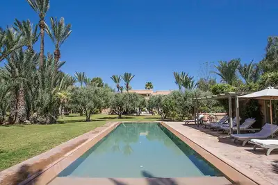 Image de Belle maison de vacances avec climatisation, piscine privée, Wifi, Tv, patio et vue panoramique