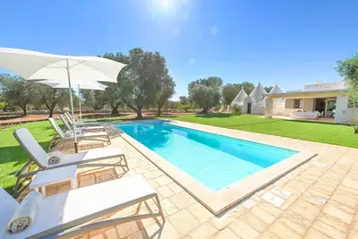 Image de Maison de vacances privée avec Wifi, climatisation, piscine privée, Tv, patio, près de Ostuni