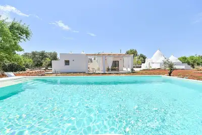 Image de Maison de vacances avec Wifi, climatisation, piscine privée, Tv, patio, près de Ostuni