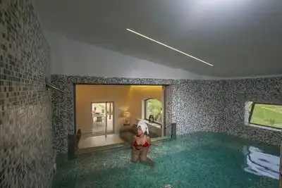 Image de Magnifique maison de vacances avec Wifi, piscine privée, climatisation, bain à remous, Tv, patio