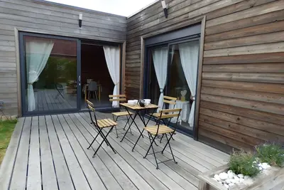 Image de Chalet « Le Ch'ti Lecelles » avec terrasse privative et jardin privé