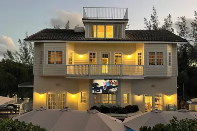 Image de Quiet Spacious 5-bedroom house in lovely North Palmetto Point with Ac