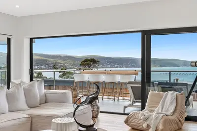 Image de 9 Oceania - Stylish Coastal Escape
