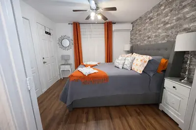 Image de Cozy & Affordable Montreal 1br Getaway