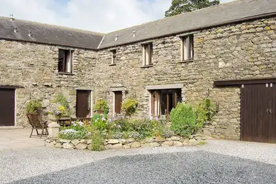 Saddleback Barn-Uk1160