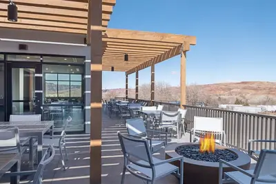 Image de Crimson Cliffs Lodge2QueenSuite Pool/Gym/Breakfast