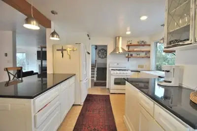 Image de Old Main Terrace: Central Retreat in Logan Minutes From Utah State University