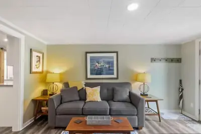 Image de Fairview + Seabreeze Cottages Coastal Getaway + walk to the beach, close to golf course.