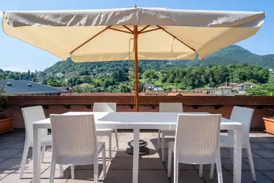 Image de Sunny Apartment with Terrace