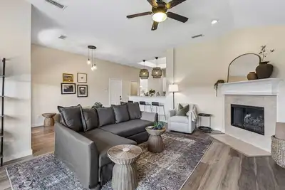 Tch - Cozy 3bd/2ba in Plano with Workspace