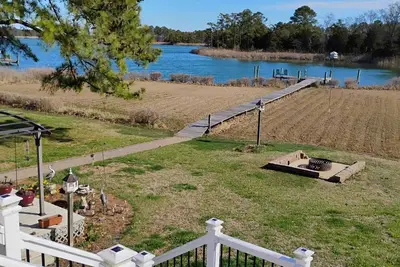 Image de Quiet Waterfront Getaway Private Escape 1br Apt Retreat with Optional Boat Dock
