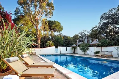 Image de Confortable maison piscine