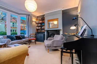 Image de Elegant Victorian Home
