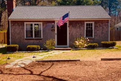 Image de Charming Cape Cottage in Dennis Port