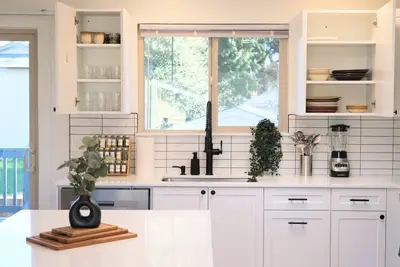 Image de Modern Home - Close to Downtown and Seatac - Sleeps 8
