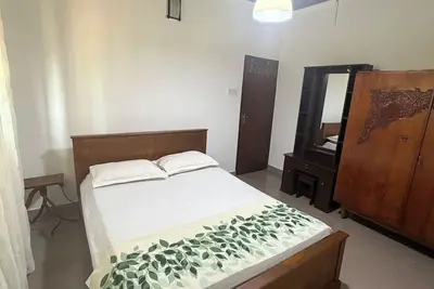 Image de À 20 min de l’aéroport de Colombo. Maison avec jardin, idéale pour les familles