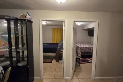 Image de Serene 2-bedroom apartment, 2 king beds, 1 bath in  \nNewark