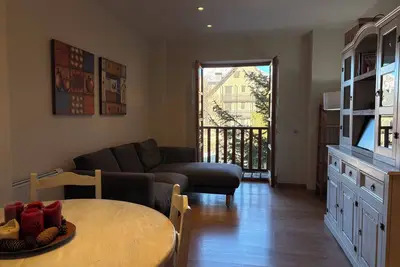 Image de Your cozy shelter. Wi-Fi and comfort - Muntanyó 1