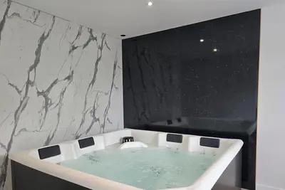 Image de Maison moderne, clim, animaux Ok