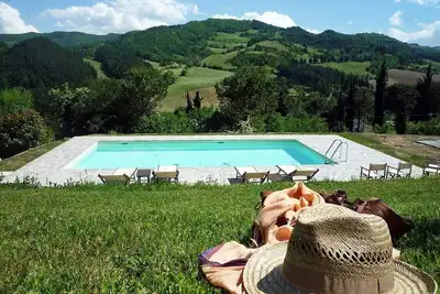 Image de Belle maison de vacances privée avec piscine privée, Wifi, Tv, balcon et vue panoramique