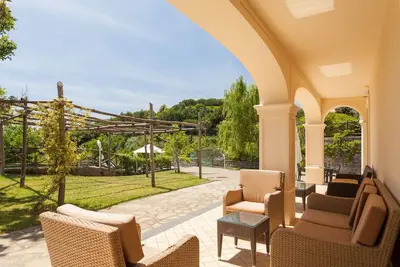 Image de Maison de vacances privée avec piscine, bain à remous, sauna, Wifi, Tv, patio, près de Sorrente