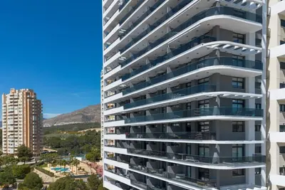 Image de Eagle Tower blue sky apartment