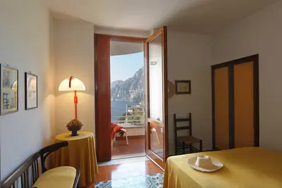 Image de Merveilleuse maison de vacances privée pour 7 personnes avec Wifi, Tv, patio et vue panoramique