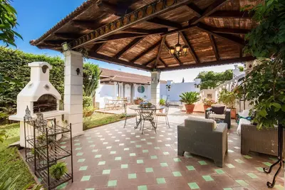Image de Belle maison de vacances avec climatisation, Wifi, piscine privée, Tv, patio, près de Sorrente
