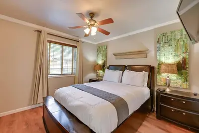 Image de The Homestead - Luxury-Cozy 2br Apartments Near Historic Downtown Nacogdoches