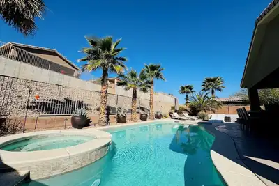 Image de Sunstone Escape | Pool + Hot Tub | 3br | 9 Min to Sports Complex | $510 Free Activities
