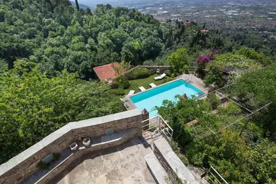 Image de Maison de vacances avec climatisation, piscine privée, Wifi, Tv, patio, près de Viareggio