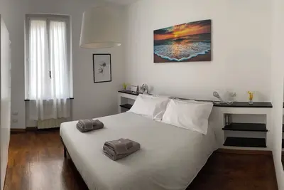 Image de Bright apartment within walking distance of beach, station and downtown