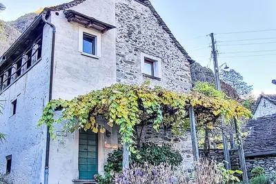 Image de Belle maison de vacances privée pour 6 personnes avec Wifi, patio et vue panoramique