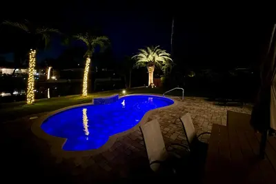 Image de Waterfromt pool home- 3br/3ba- Hollywood Beach
