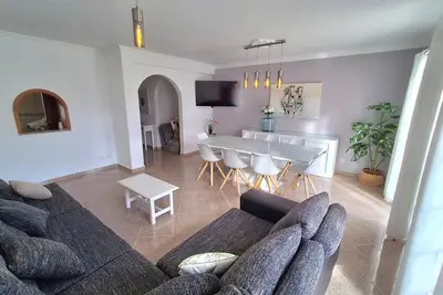 Image de Villa with pool, 4 bedrooms, wi-fi 800m from the beach - Albufeira