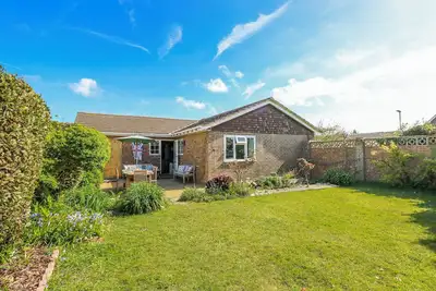 Image de 2 Trelawny Way, pet friendly, country holiday cottage in Bembridge