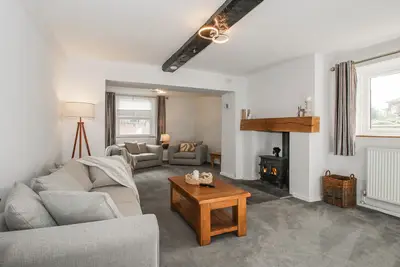Image de Corner House, pet friendly, with open fire in Minsterley