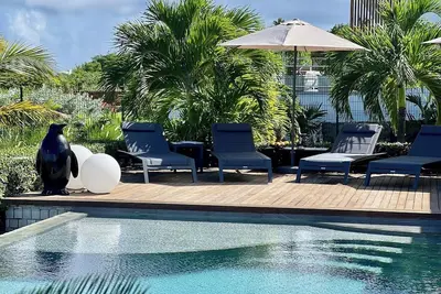 Indigo Pearl-Stinning Luxury Villa on Orient Bay Beachfront