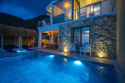 Image de FETHİYE Faralya Da DENİZ Manzarali LÜKS VİLLA