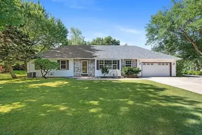 Image de Cozy 3-bedroom house in a quiet neighborhood. Near Wichita State University.
