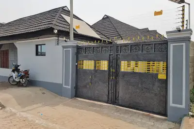 Image de Relax with the whole family at this quiet and peaceful place.