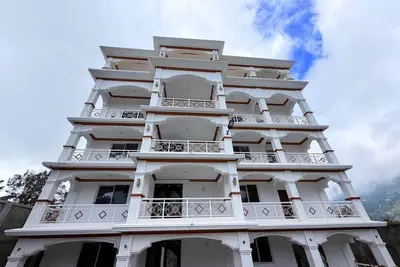 Image de Modern  3-bedroom apartment in marvelous Kenscoff neighborhood